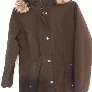 Ladies winter jacket   like  brand new